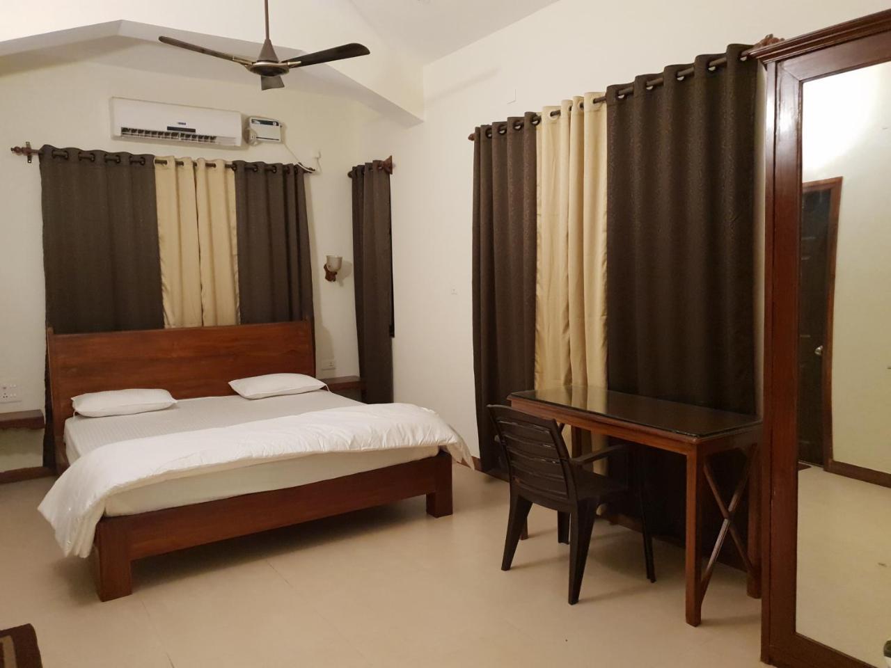Coastal Suites Aparthotel *