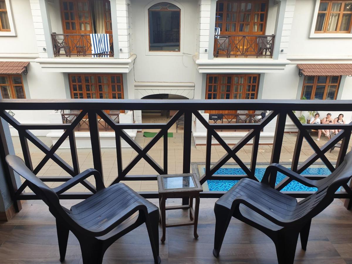 Coastal Suites Aparthotel